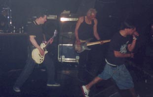 End Of April beim Kickin' Ass 2002